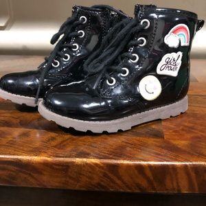 Toddler black patent leather boot 🌈 & smiley face